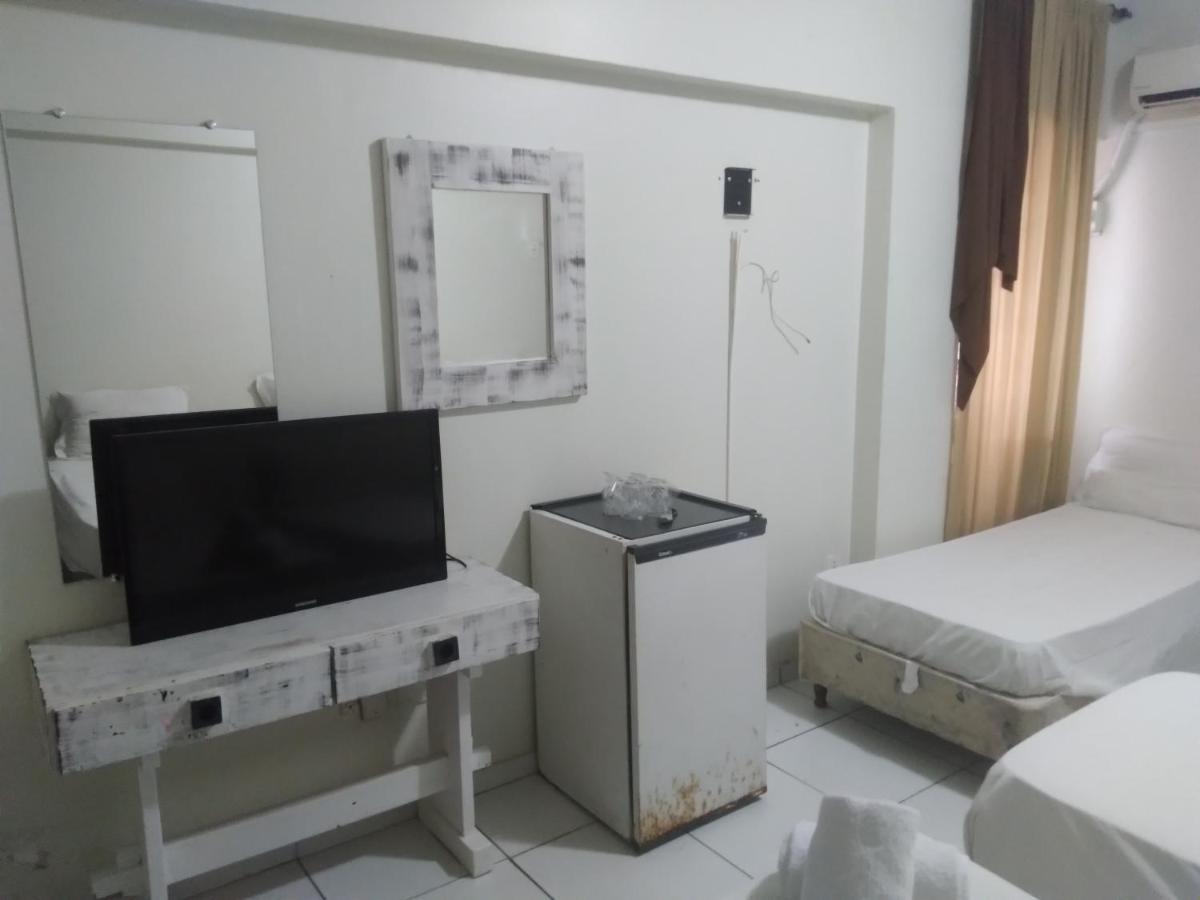 Fronteira Hotel ซังตานา โด ลิฟวราเมงโต ภายนอก รูปภาพ